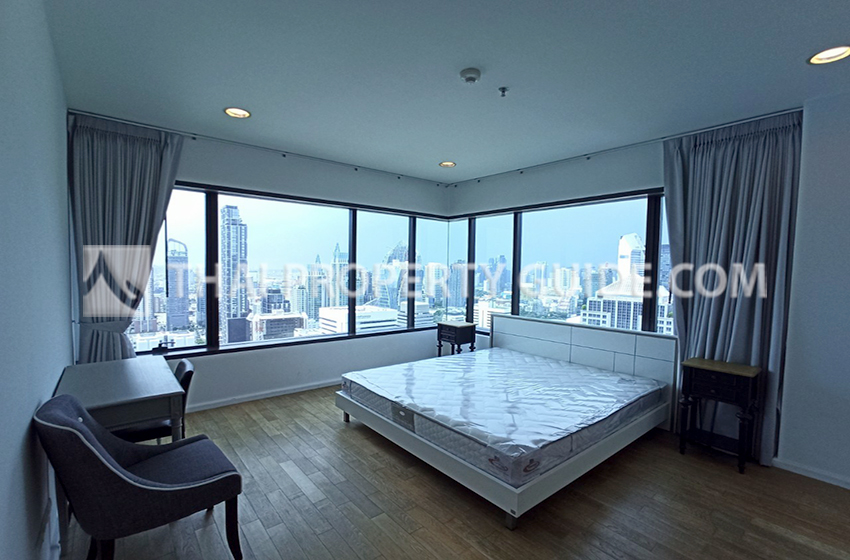 Apartment in Ploenchit 